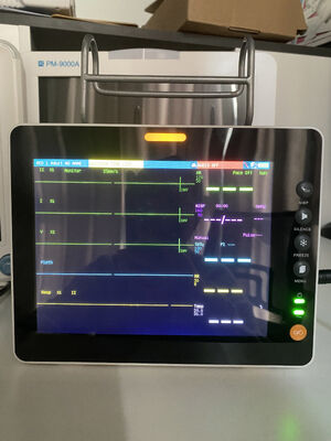 Monitor Pasien Multi-Parameter Deteksi tanda vital yang akurat Desain kompak untuk Klinik Utama Perawatan Darurat Penggunaan medis rumah